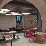Отель Hospederia Monasterio De La Vid