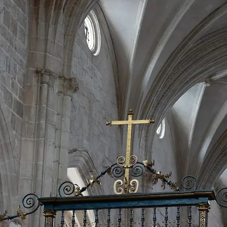 Hospederia Monasterio De La Vid Otel La Vid y Barrios