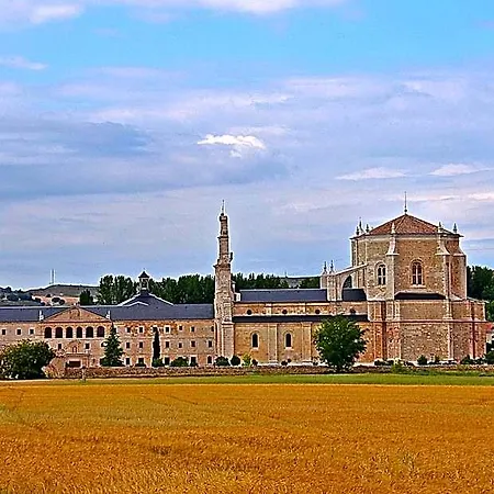 Hospederia Monasterio De La Vid 3*