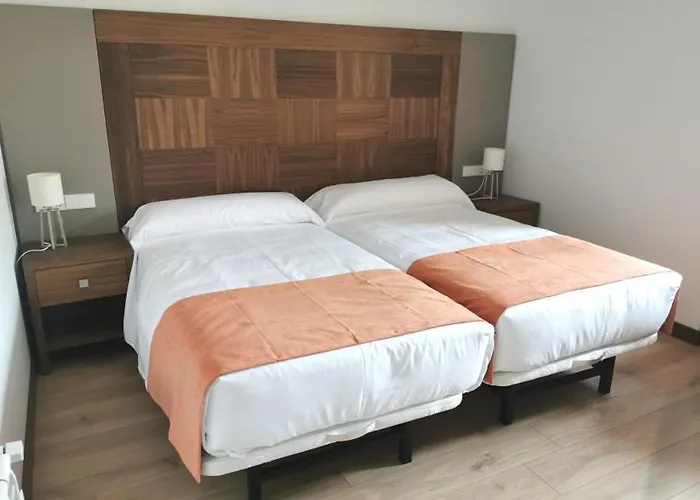 Hospederia Monasterio De La Vid La Vid y Barrios